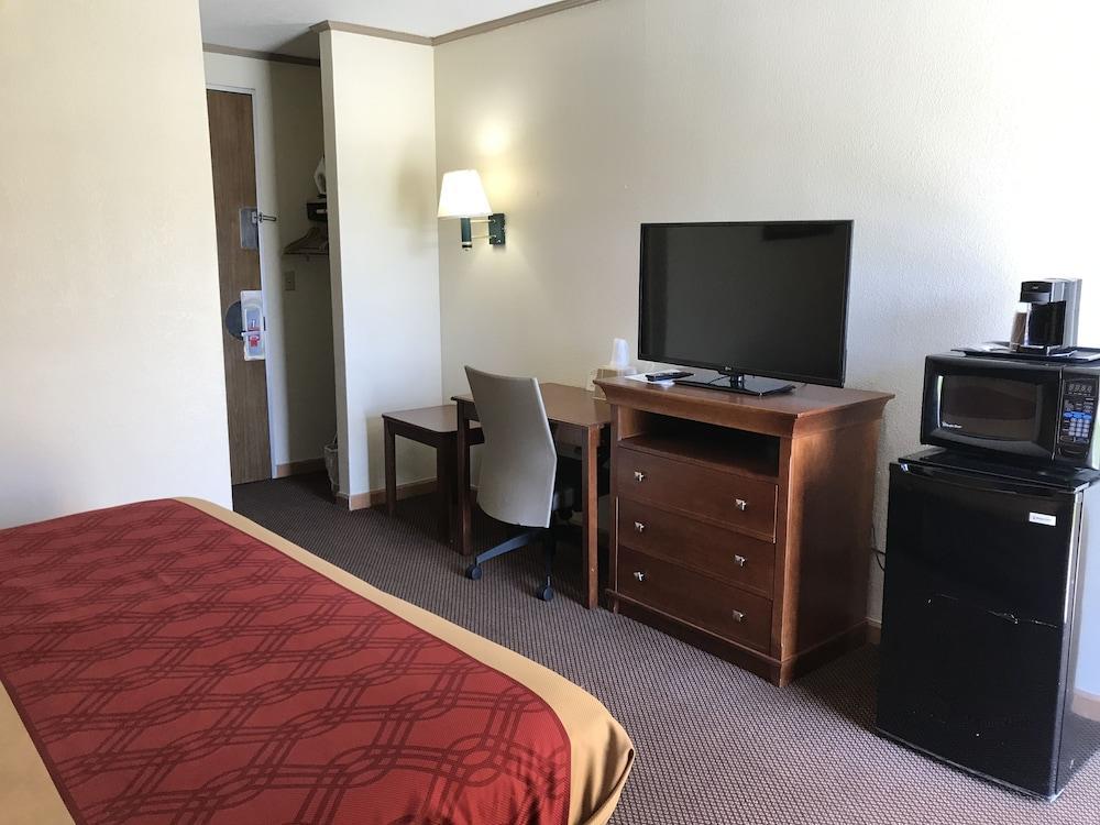 Econo Lodge - Perry National Fair Ground Area Kültér fotó